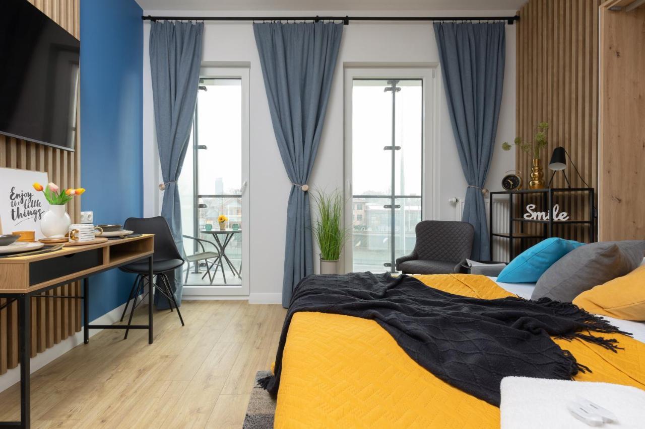 Business Kasprzaka With Parking By Renters Warsaw